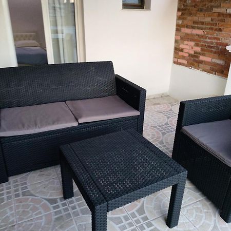 Spacious Apartment Near The Beach Sarandë Exteriör bild