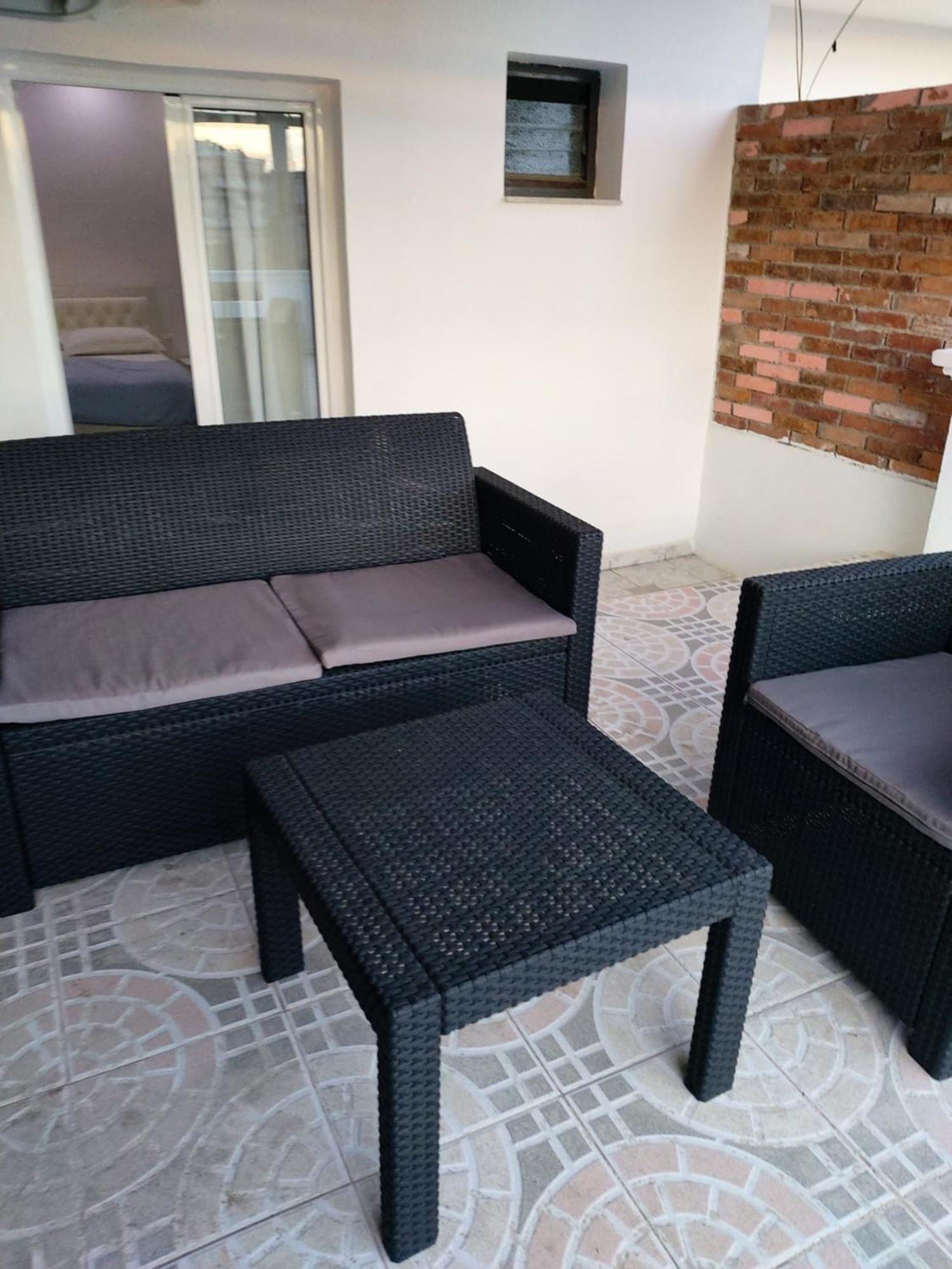 Spacious Apartment Near The Beach Sarandë Exteriör bild